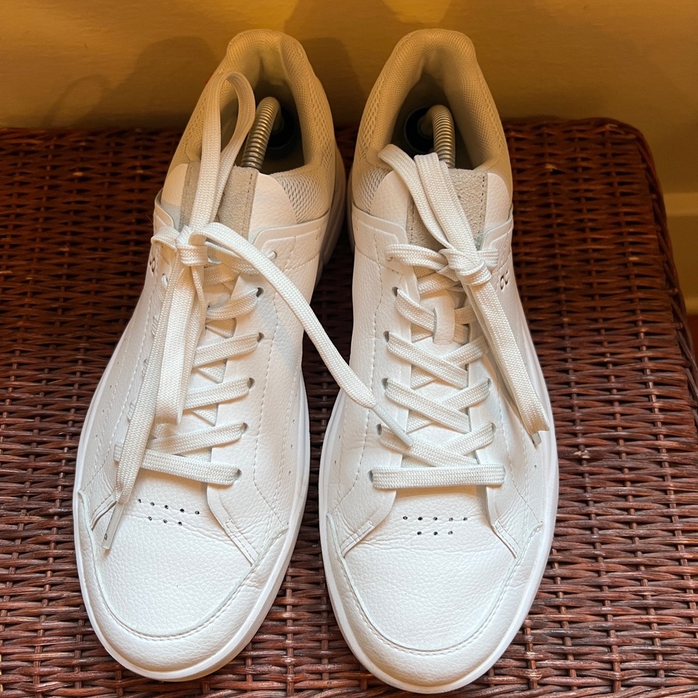 ON Running /The Roger